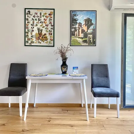 Apartament Lavanda *